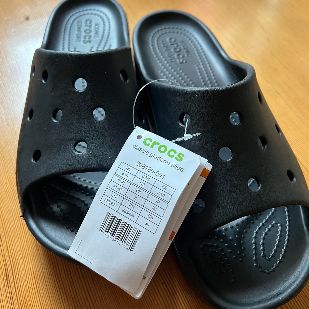 Women’s Platform Crocs Size 10